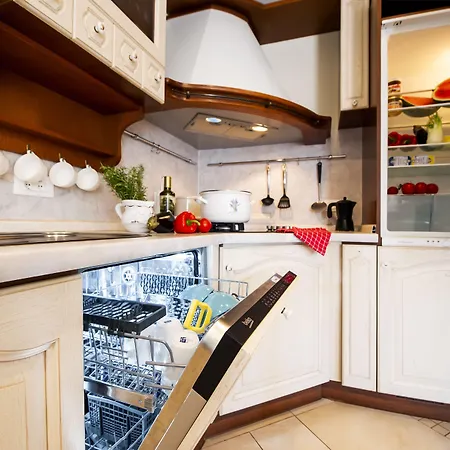 Francesco Διαμέρισμα *