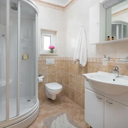 Francesco Ρόβινι