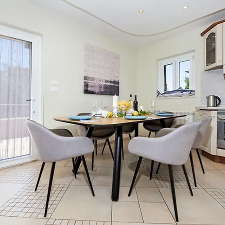 Апартаменты Francesco Ровинь